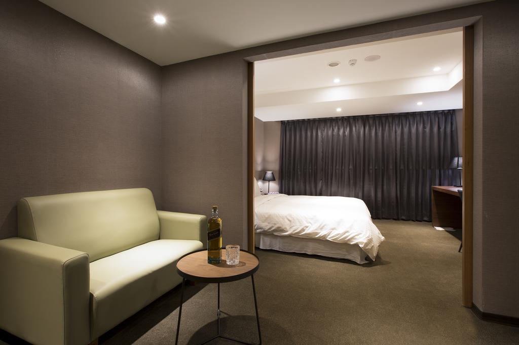 Noble Hotel Taipei Exterior photo